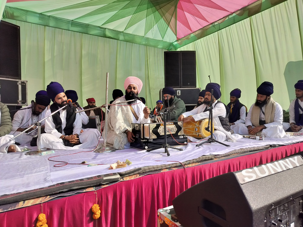 Maghi fair in full swing at Gurdwara Tahli Sahib